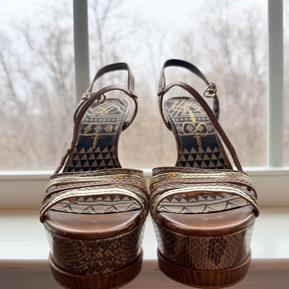 Jessica Simpson Brown and Gold Platform Sandals